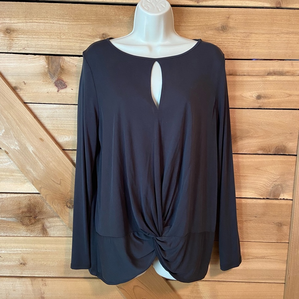 Top Girl LA Black Long Sleeved Tunic with Keyhole and Knotted Waist